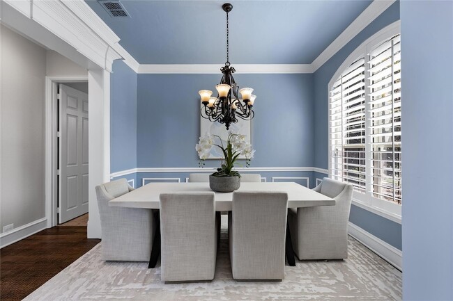 Building Photo - 1908 Thorndale Cir