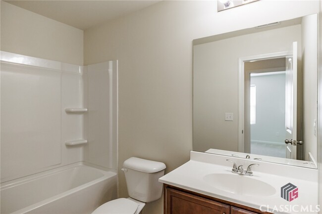 Building Photo - 157 Brockett Dr