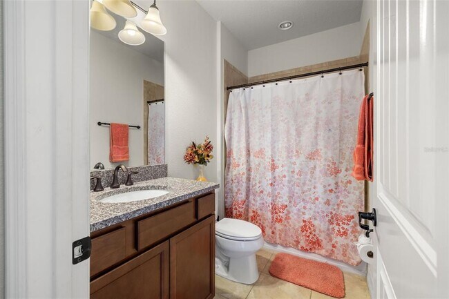 Building Photo - 18754 Birchwood Groves Dr