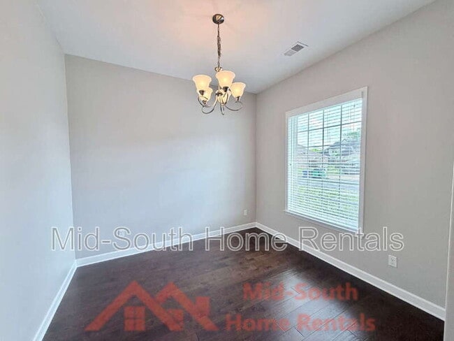 Building Photo - 7472 Kylan Dr