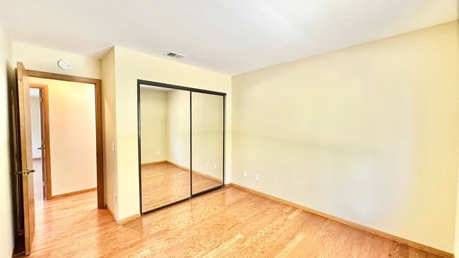 Building Photo - Amazing Location & Sprawling Country Living at its Very Best in this Beautiful Single-Story Home ...