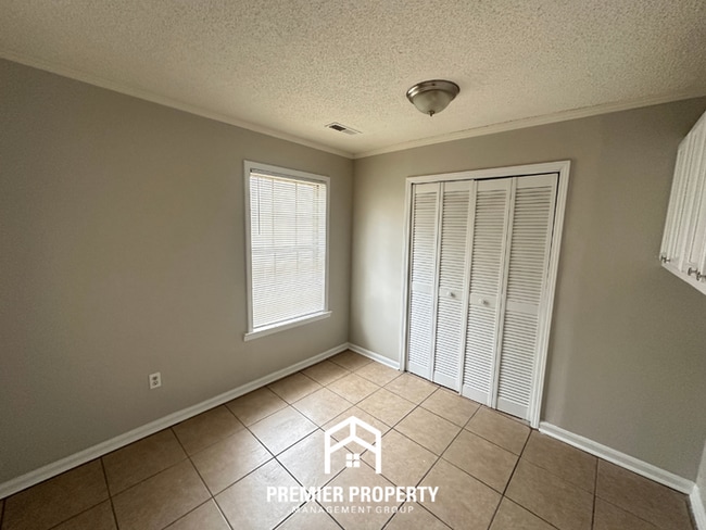 Building Photo - 4505 Stony Point Dr