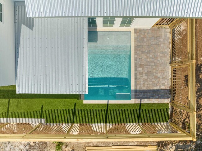 Building Photo - 226 George C Wallace Blvd