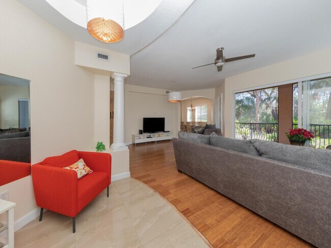 Building Photo - 5531 46th Ct W