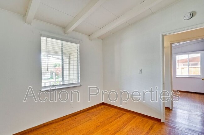 Building Photo - 2343 Jackson St
