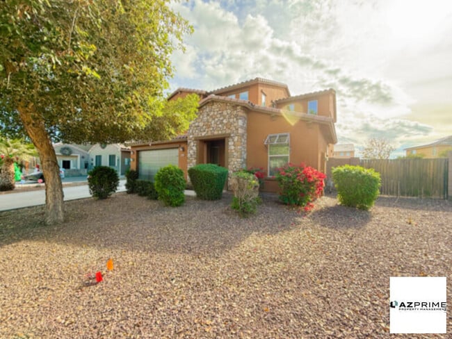 Building Photo - Beautiful 4/2.5 Goodyear House!