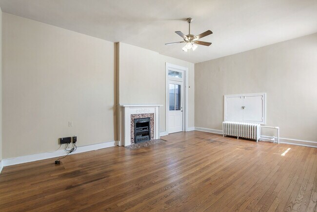Building Photo - 2604 Grove Ave