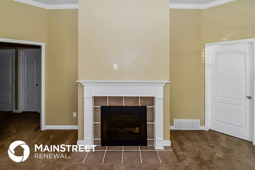 Building Photo - 2416 Gardenbrook Dr