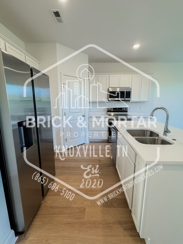 Building Photo - 1458 Mountain Quail Cir