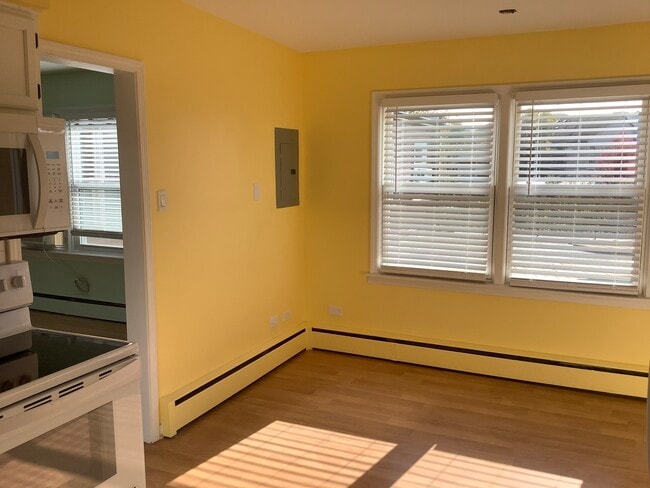 Building Photo - 4545 SW Hwy