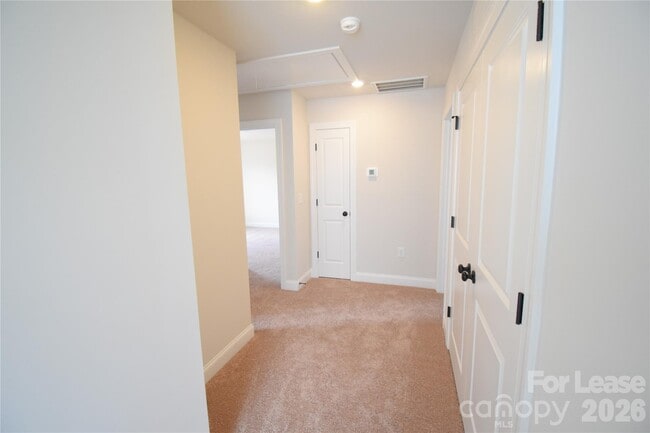 Building Photo - 3519 Narrow Ln