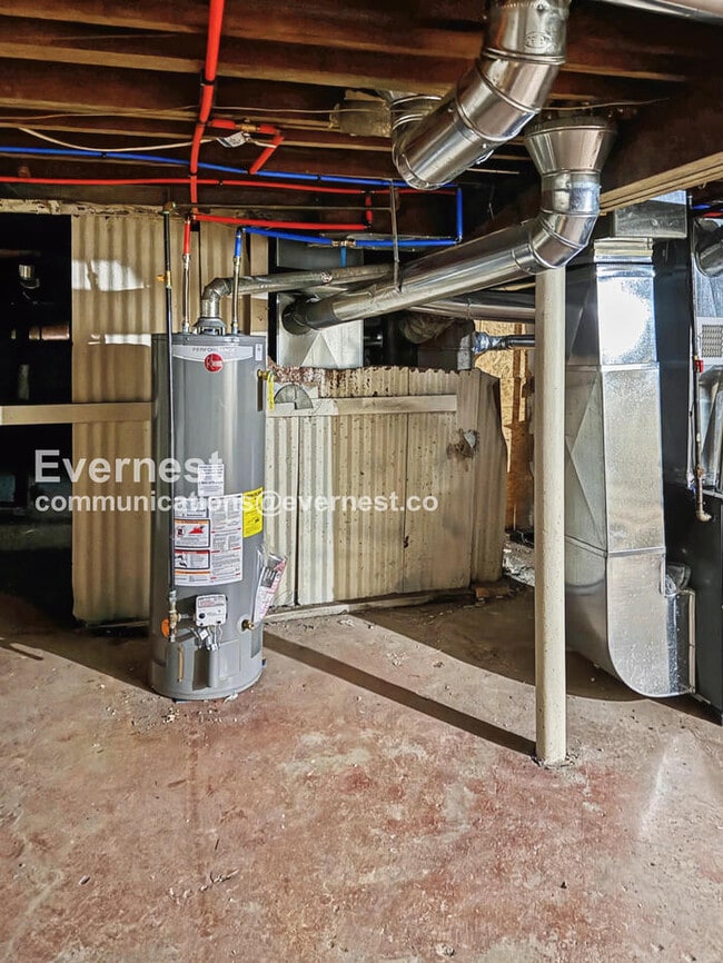 Building Photo - 12019 Stoepel St