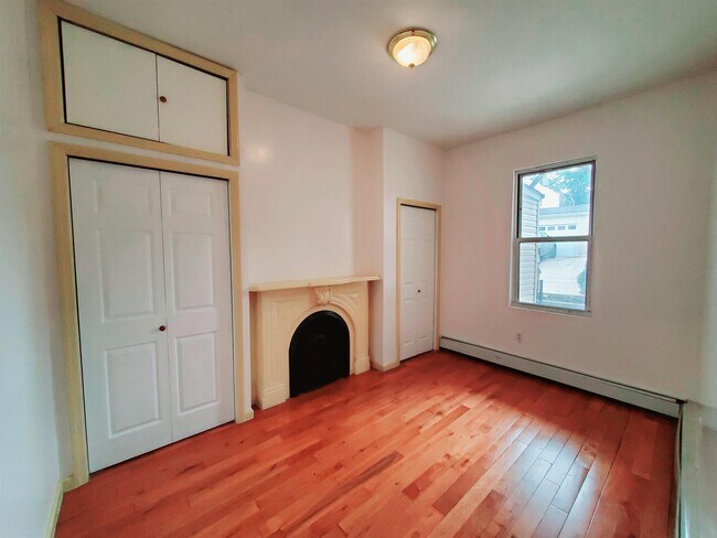 Building Photo - 298 Paterson Plank Rd