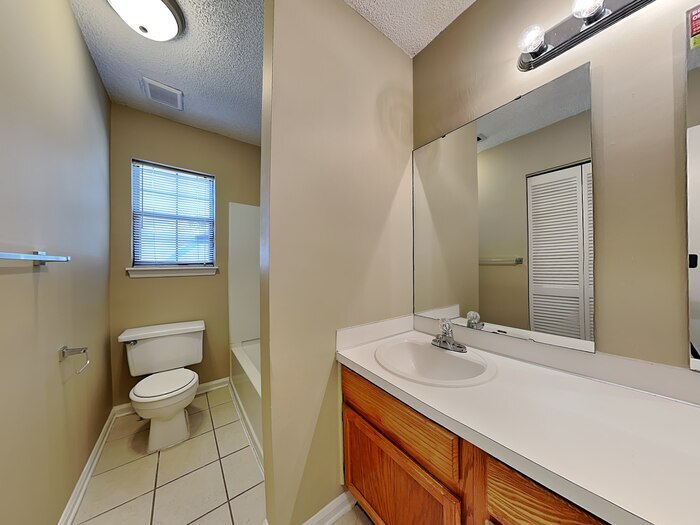 Building Photo - 8501 Quarry Rd