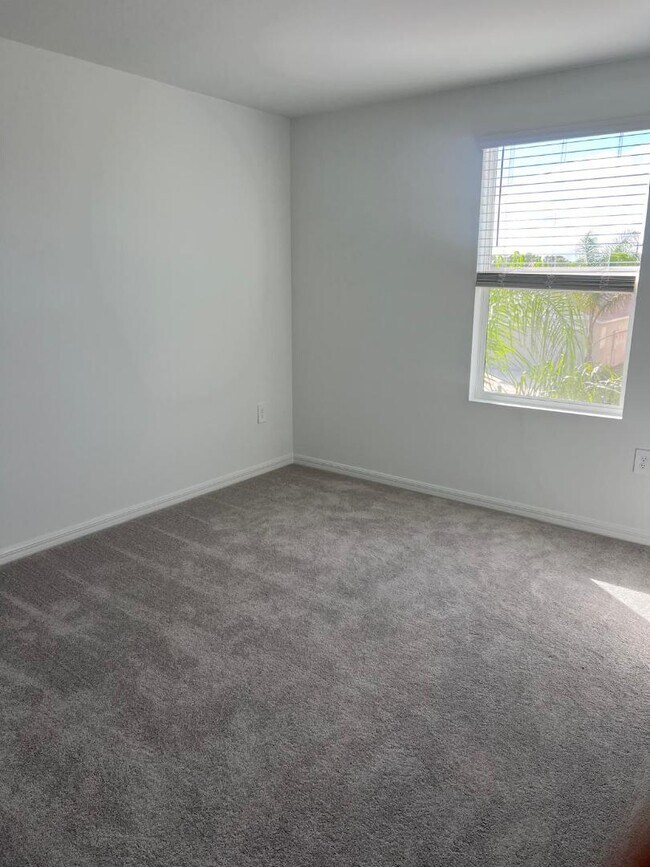 Building Photo - 19763 Garden Rdg court