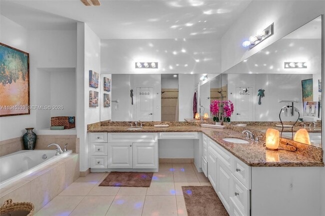 Building Photo - 4419 Hidden Harbour Terrace