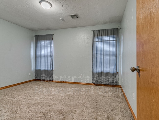 Building Photo - 4117 Green Apple Dr