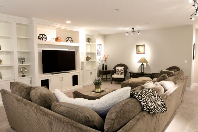 Building Photo - Lovely Home For Rent In Highland, UT (Fully Furnished)