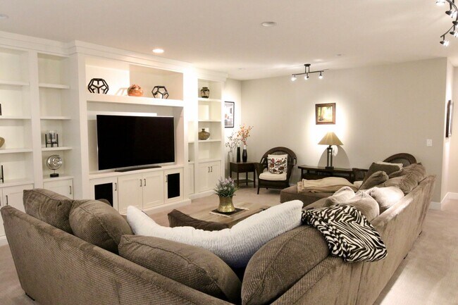 Building Photo - Lovely Home For Rent In Highland, UT