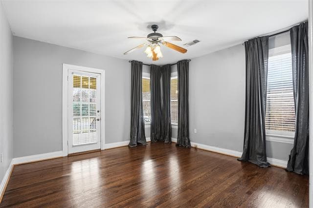 Building Photo - 1039 N Winnetka Ave