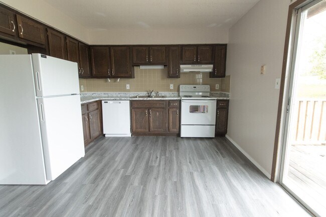 Building Photo - 1584-1586 Sonora Dr