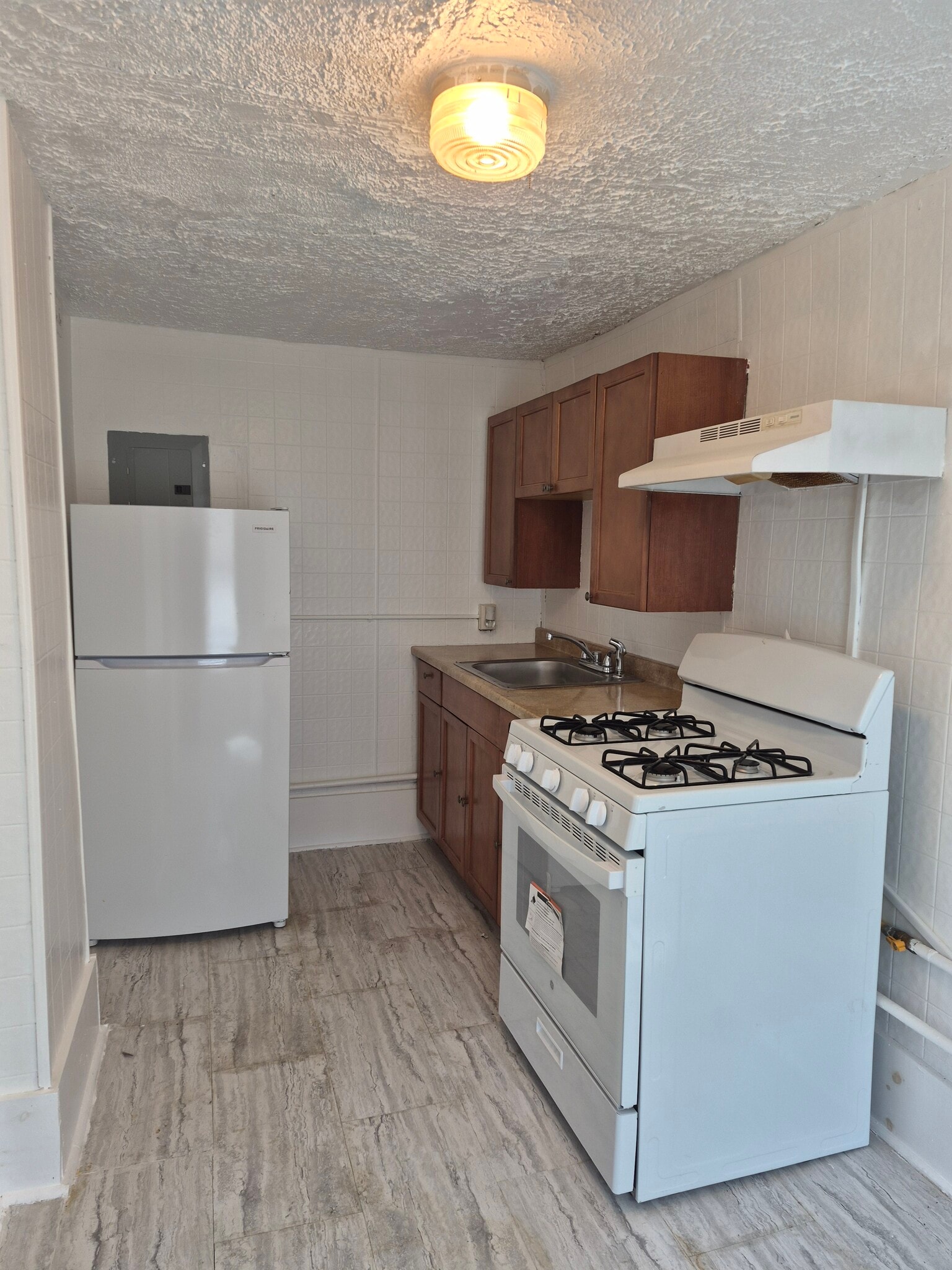 Building Photo - 1720 McCulloh St