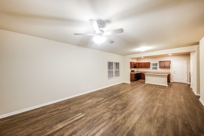 Building Photo - 236 Stonebriar Dr