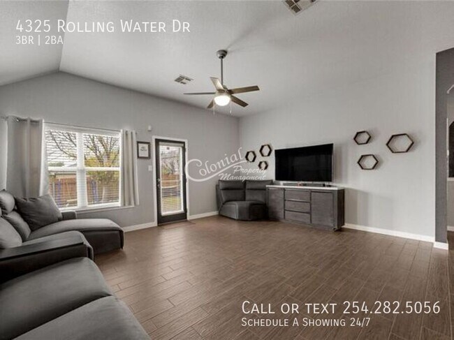 Building Photo - 4325 Rolling Water Dr