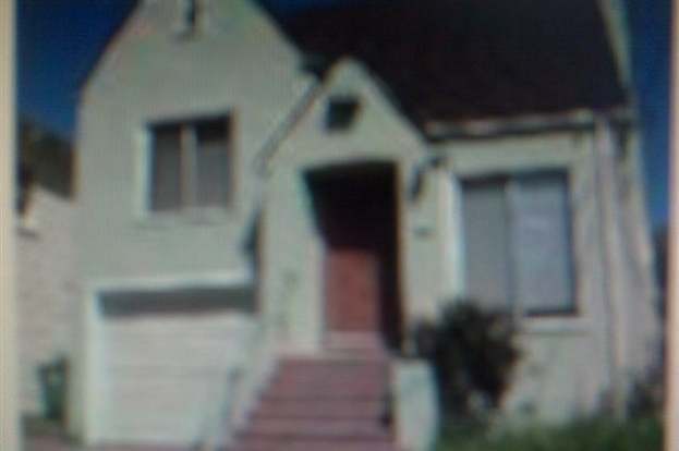 Primary Photo - 6122 Bromley Ave