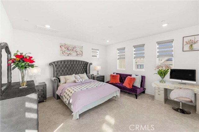 Building Photo - 120 Yugen