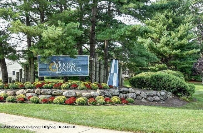 Building Photo - 35 Breakwater Square