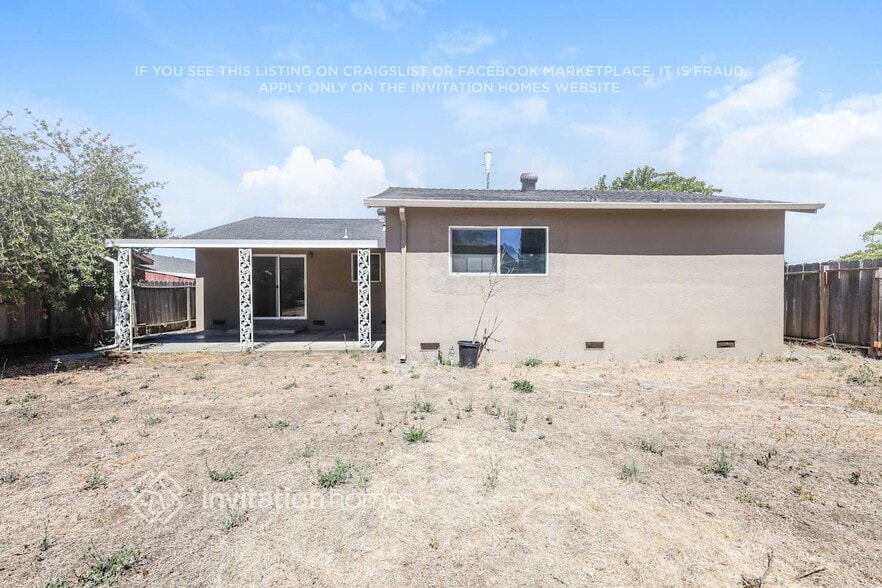 Building Photo - 218 Princeton Ave