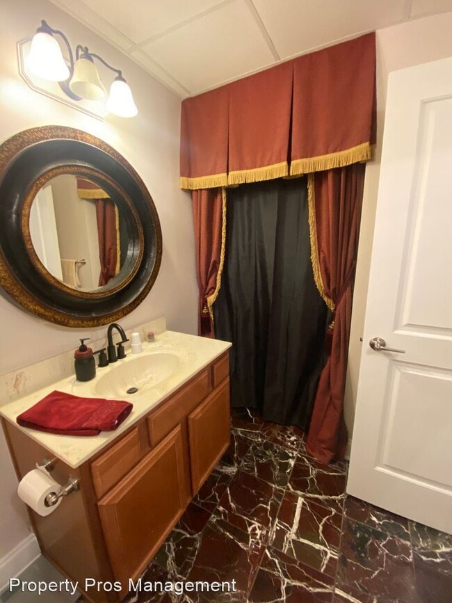 Building Photo - 2 br, 2 bath House - 1049 Key Road - Unit 2