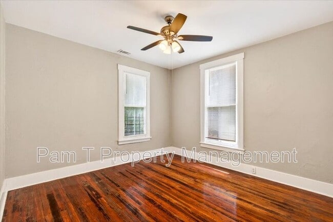 Building Photo - 118 W 56th St