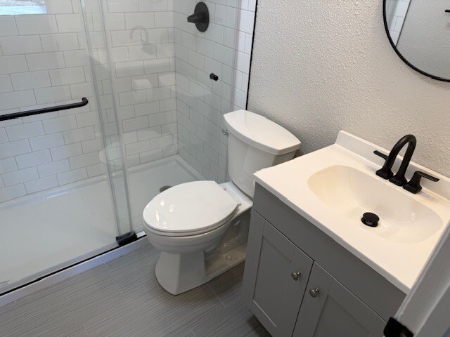 Lower Level Bathroom - 1419 W College Ter