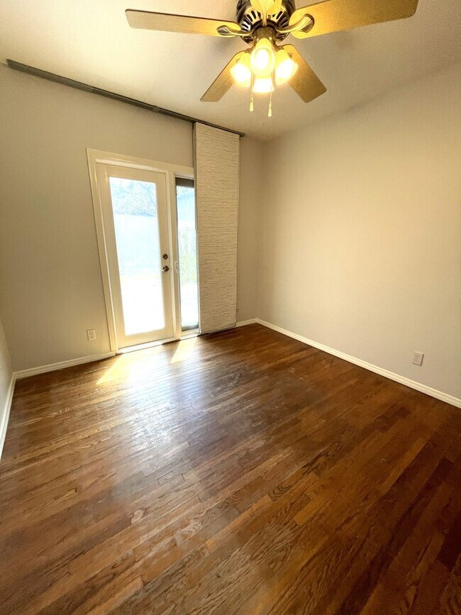 Building Photo - 2618 Spreckels Ln