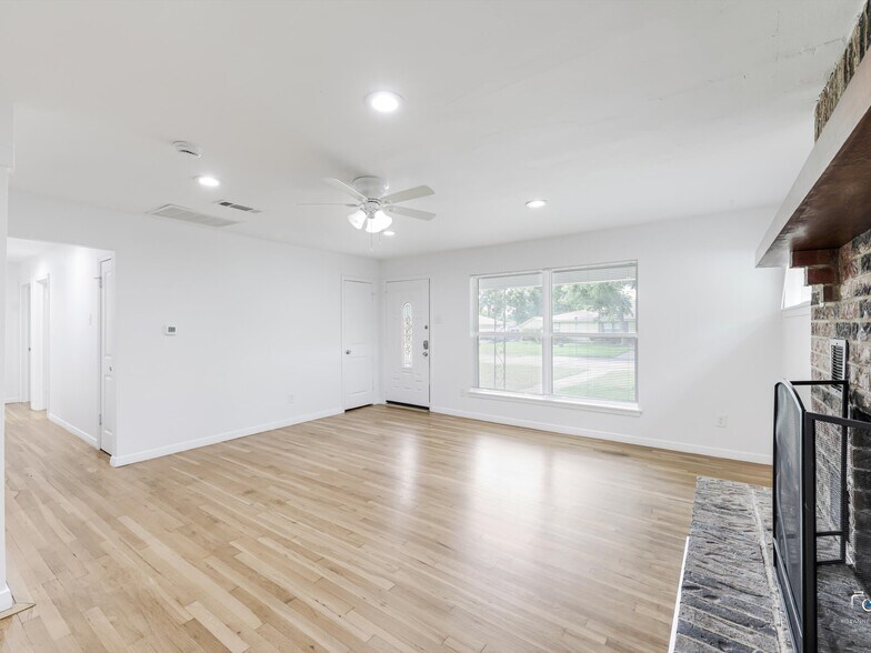 Building Photo - 7301 Turner Ter