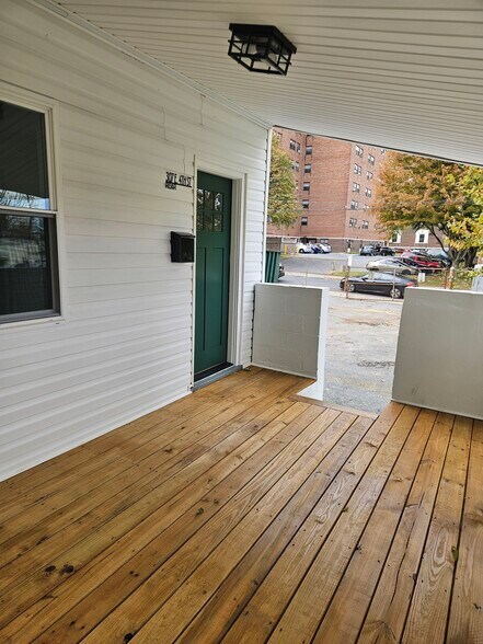 Building Photo - 326 Taylor St