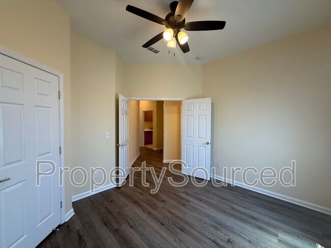 Building Photo - 1633 Sparrowhawk St