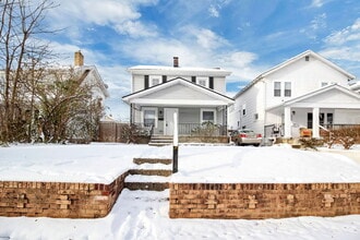 Building Photo - 587 S Ogden Ave