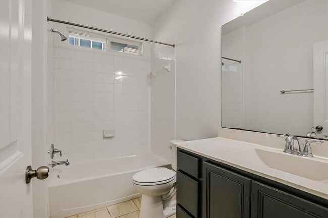 Building Photo - 14209 Marathon Rd