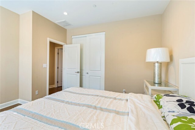 Building Photo - 71 Brixton