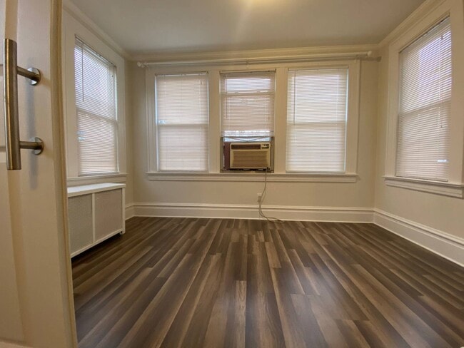 Building Photo - 78-52 85th St