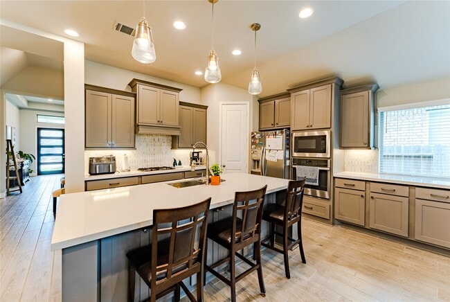 Building Photo - 20430 Avelignese Wy