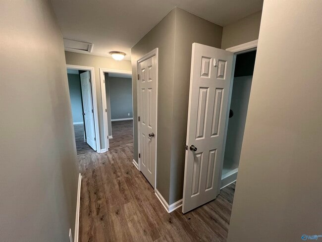 Building Photo - 11534 Mack Rd