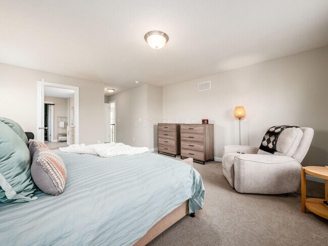 Building Photo - 5622 Ballantrae Woods Dr