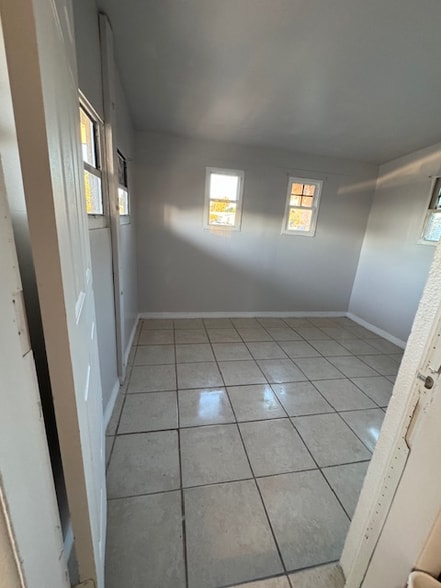 Building Photo - 5010 Bullard St