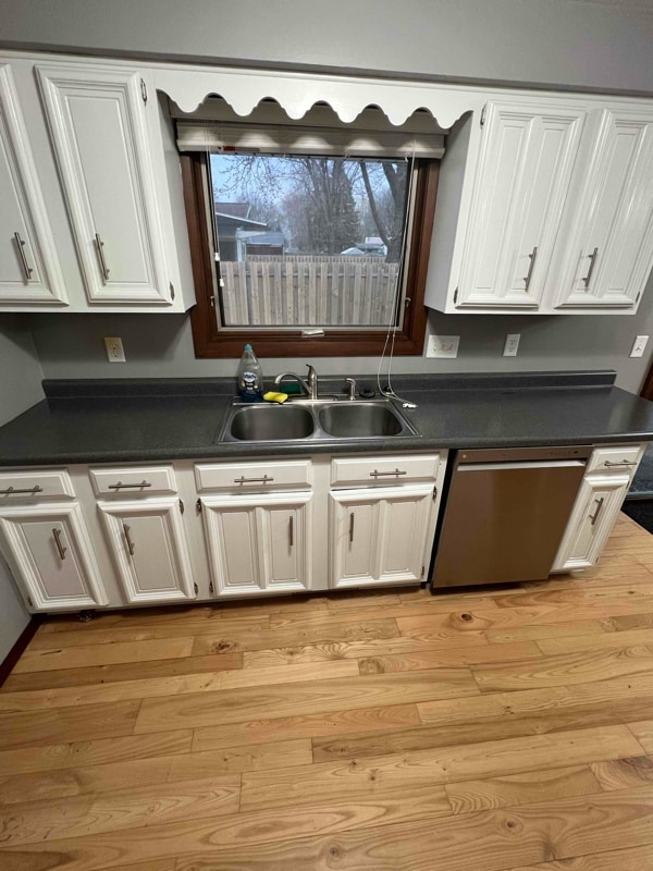 Building Photo - 1827 Sahara Ct