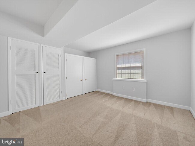 Building Photo - 3827 Gawayne Terrace