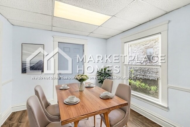 Building Photo - 730 Johnson Ave